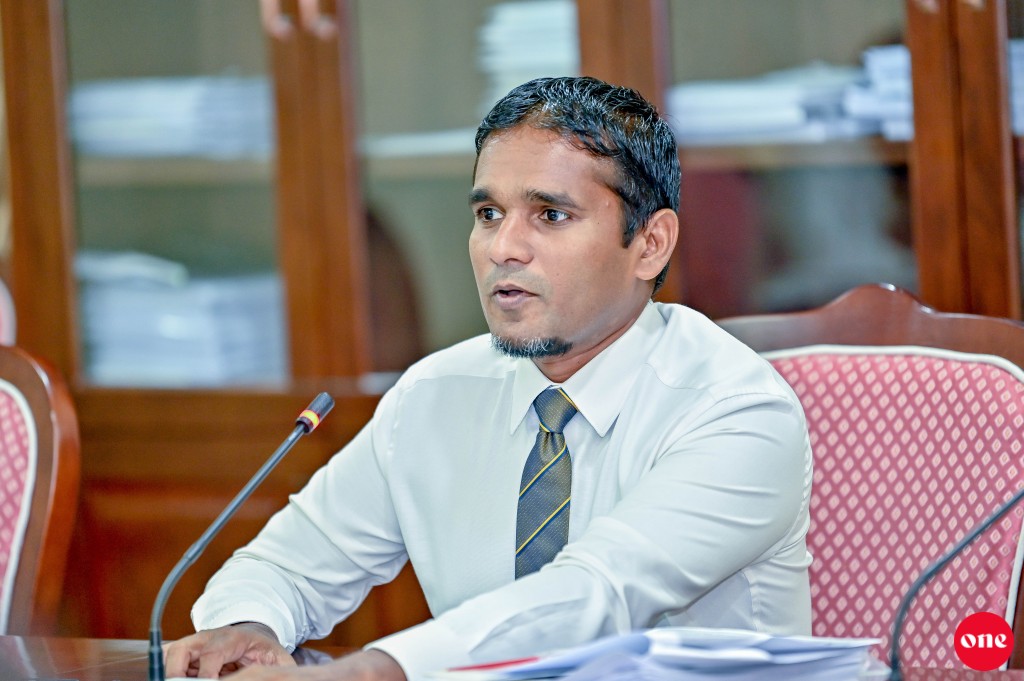 Alah ufahdhaa party, vaki meeheh vashai neyn'bureyne: Ilyas