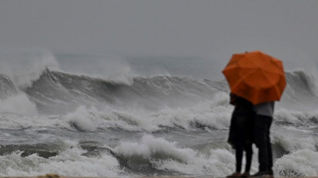 India state on alert over 'extremely severe' cyclone