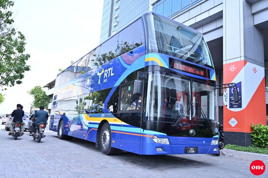 Maadhamaa in feshigen bus dhathuru thakugai ''QR ticketing'' beynun kuran fashanee