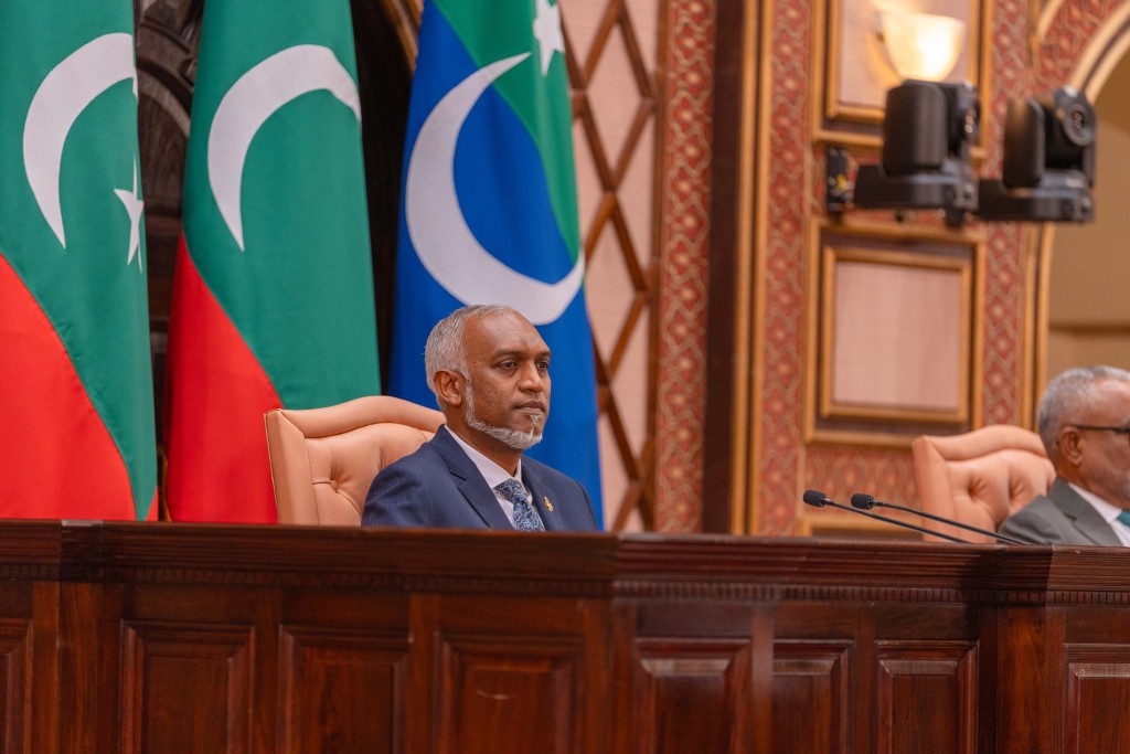 ވަން ފޮޓޯ: މިއަހަރަށް ރައްޔިތުންގެ މަޖިލިސް ހުޅުވައި ރައީސް ރިޔާސީ ބަޔާން އިއްވުން