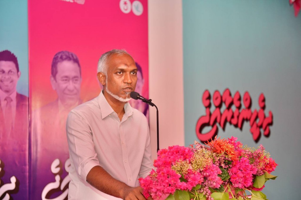 Nufeshi faivaa Vilufushi Airport ge mashroou hageegathaka hadhaidheynan: Muizzu