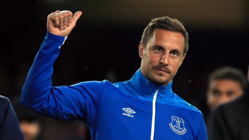 England gaumee team ah kulhunu Jagielka football huttaalaifi