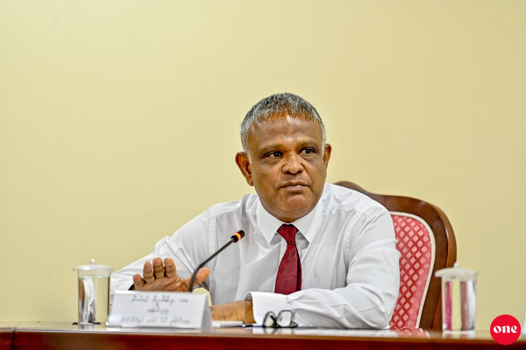 Accountant in thamreenu kuran 200 scholarship, kurimathilaan hulhuvaalaifi