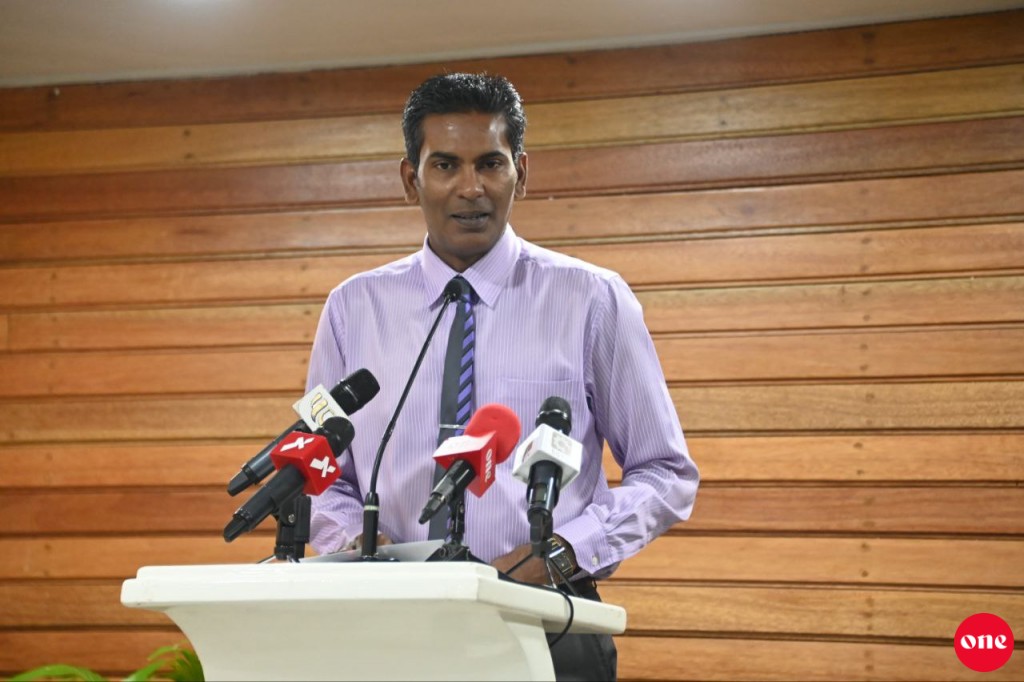 Sealife in flat gaiy 203 meehunnah Hiyaa flat dheefin: Fazul