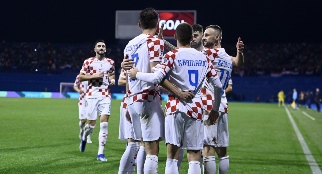 Croatia ves qualification yageen koffi, Greece in France hifahattaifi
