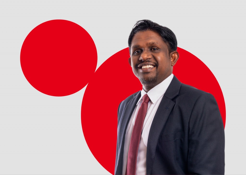 Ooredoo Maldives ge Chief Commercial Officer ge magaamah Niyaaz
