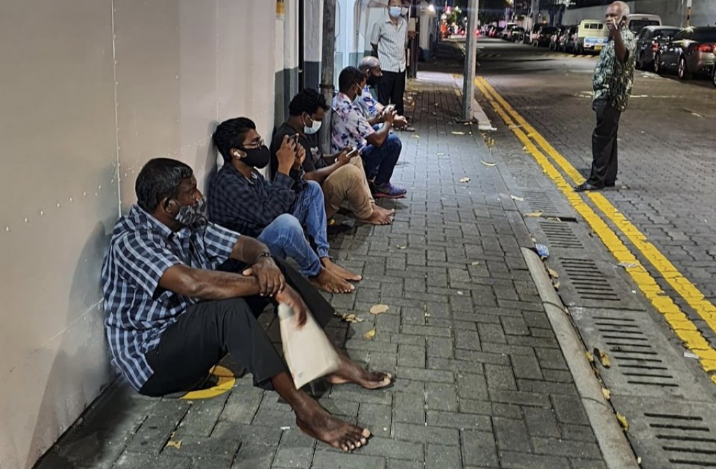 Eh dhuvahun 1069 work visa dhookoffi