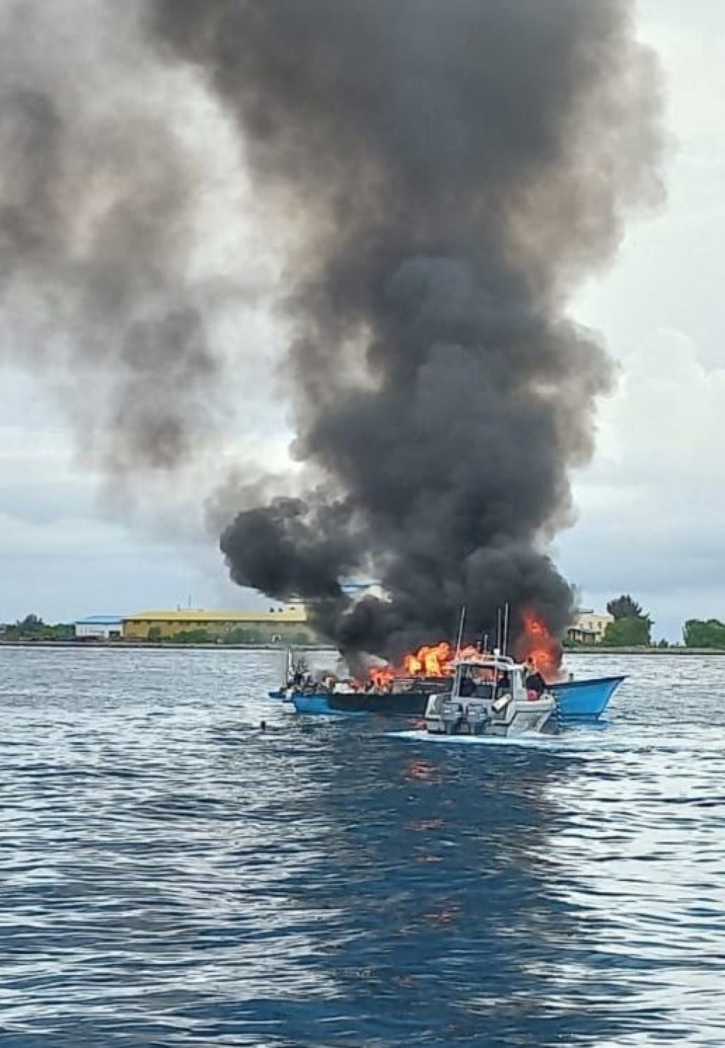 Thilafushi falhutherey oiy theyo dhoanyeh gai roave adiah hingajje