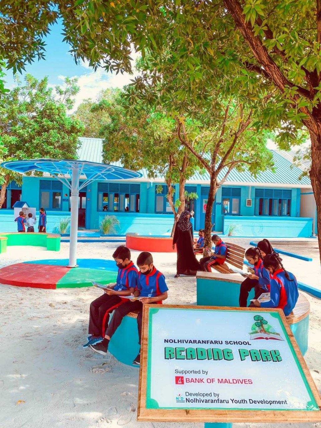 BML ge eheegai Nolhivaramfaru school gai reading park eh