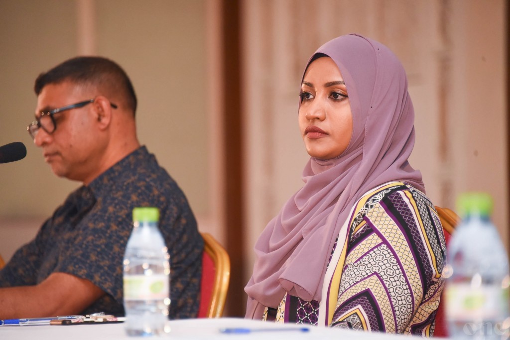 ACC ah husha'helhi mahsala ah Nahula ge bas: Qaanoonaa khilaafu kameh koffa eh nuvaane, suvaalu ufehdheyne kameh ves noanaane