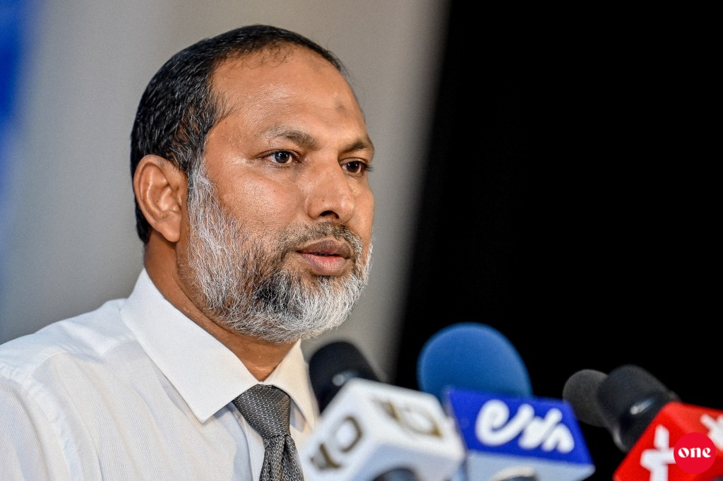 Nurahkaatheri kuhvverin bandhukuran high security jaleh hadhanee