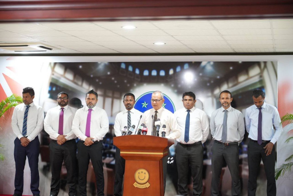 Majilis gai PPM aa eku masakkai kurumuge dhauvathu hurihaa party thakaai member innah dheefi