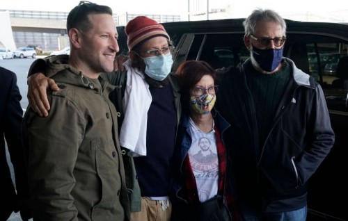 Journalist Fenster back in US after release from Myanmar jail