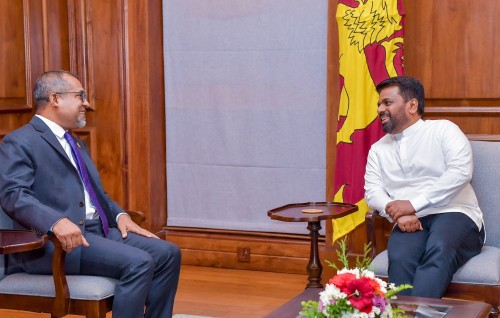Lanka Raees aai Minister khaleel bahdhalukuravvai gulhun ithurah badhahi kuran mashvaraa kuravvaifi