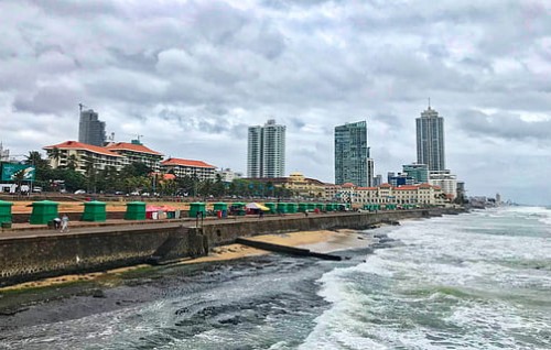 Lanka ah dhathurukuraa America rayyithun samaaluvumah angaifi