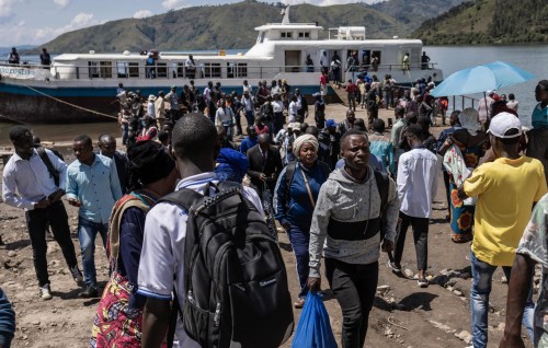 Congo gai boat eh bandun jahai 52 meehun maruvehjje