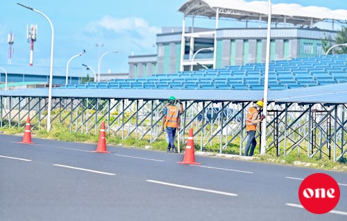 Highway gai solar panel harukuran ninmee kuree sarukaarun: Ministry