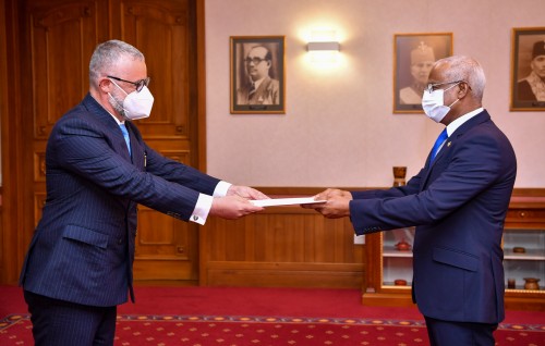 Three newly appointed ambassadors present their credentials to President