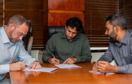 Simdi in dhuniyeyge furathama luxury leisure airline Raajjey gai fashanee
