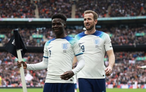 England molhuvee Kane aai Saka ge goal thakun, Portugal aai Italy ahves molheh