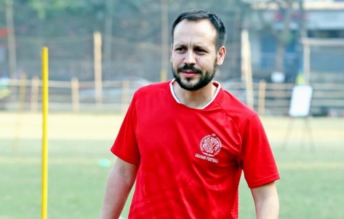 Bangladesh inn Lanka mubaaraathah dhaanee Dhaka Abahani ge coach Lemos aa eku
