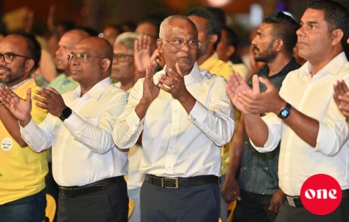 Yaameen aa eku siyaasee massaikatheh nukuraanan: Raees