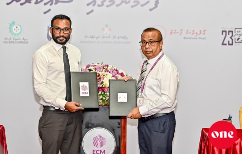 One Photo: Riyaasee inthihaabuge gulhigen masahkaiy kuran EC in 5 idhaaraa akaa eku soi kurun