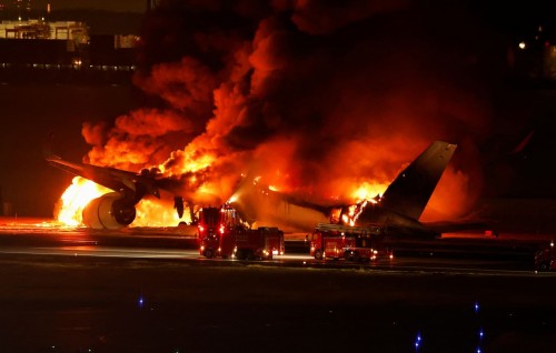 Japan Airlines ge flight mudi eree binhelumah fahu eheege thakethi hifaigen furan thayyaaru vefai oiy rescue flight akaa