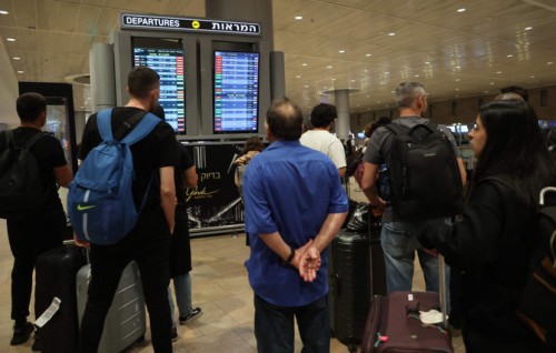 Hanguraama feshumaa eku airline thakun Israel ah dhathuruthah huttaalaifi