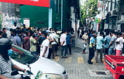 Enburi gawumah dhaan beynunvaa kamah bune bidheyseen thakeh galolhu dhandu kairy muzaaharaa kohffi