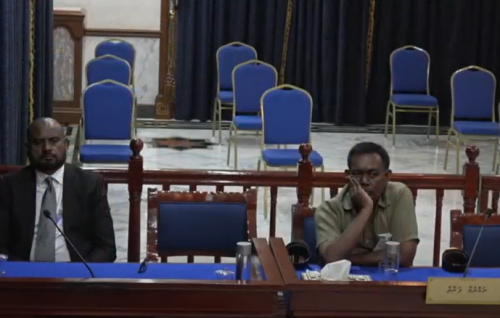 Gehlumuge badhalu dhinee maa lahun kamah bune Ibra dhauvaa kohfi