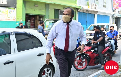 Ali Waheed furi mahssalaigai High Court ge registrar ge ninmun PG inn isthiunaafah hushahalhaifi