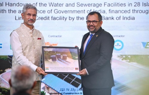 India ge eheegai 28 rasheggai hingi fenaai narudhamaage mashroou nimmai dhivehi sarukaaraa havaalu koffi