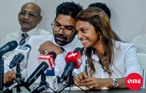 Vakivi 12 members ge ehbaarulumeh mihaathanah ves nulibey, ithurah libeyne gellumeh nei: Fayyaz