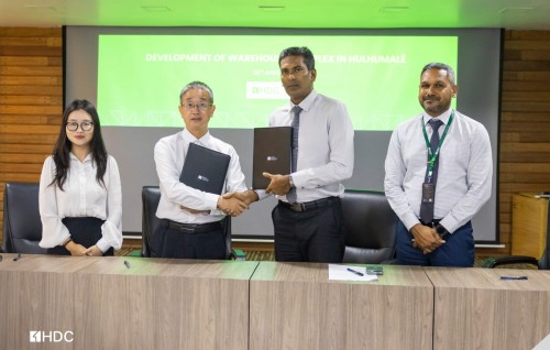 Hulhumale' gai warehousing complex eh imaaraaiykuran China kunfunyakah