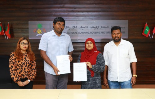 Makunudhoo Airport ge bin hihkumaai gondudho hiymaayai kuran bayakaa havaalu kohfi