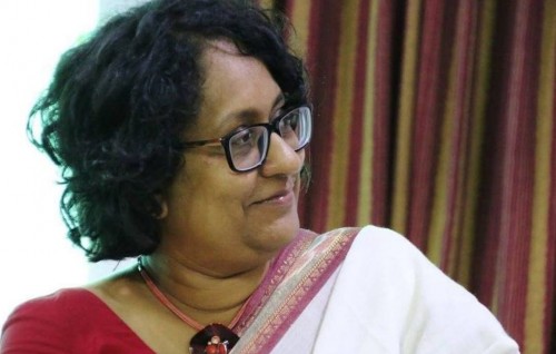 Adhuge dhuniye: Sri Lanka ge aa boduvazeeru Dr. Harini Amarasuriya akee kaaku?