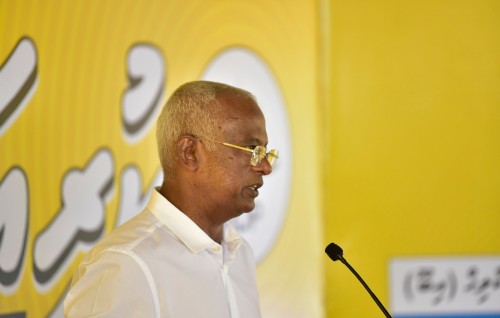 Yameenge aniyaaverikan thahahmalukuri meehun dhuleh nukureveyne: Raees