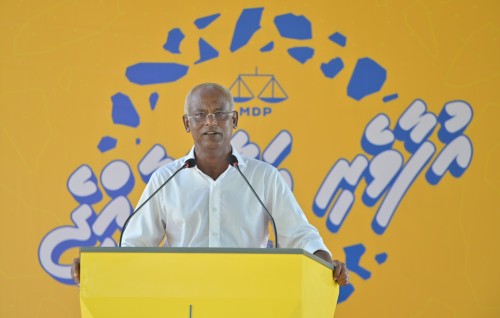 Vazeefaa ge maahaulugai thun'bulhi behetteyne goiy hedhumah dhanee mashvaraa kuramun: Raees