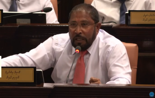 Majileehuge menbarunge adhadhu ithuru nuvaa goth hedhumah gaasim hushahelhuvvi bill beyru kollaifi