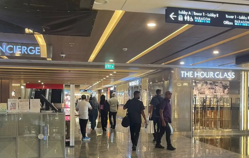 Singapore gai Raees ge photo negi meehaa ge phone hifahattai massala thahugeegu kuranee