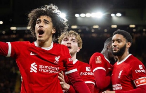 Liverpool aai Chelsea adhi United ves quarter ah