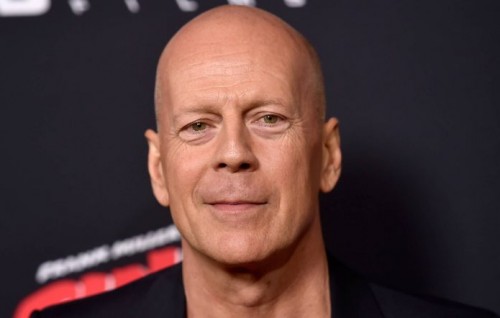 Sikundeege bayyehge sababun Bruce Willis Film kulhumaai dhurah dhaan nimmaifi