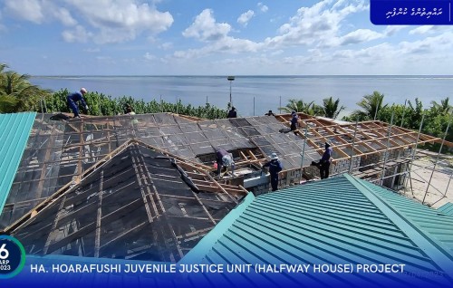 Hoarafushi halfway house imaaraathuge roof structure hedhumuge massaikai ninmaalaifi