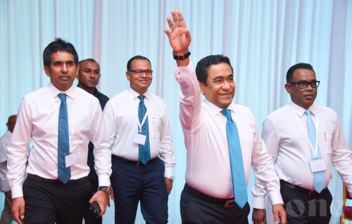 Raees Yameen minivankuran ''rukah'' vote dheyn jehey: Adam Shareef