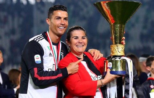 Anna season gai Ronaldo kulheynee Sporting Lisbon ah: Ronaldo mamma
