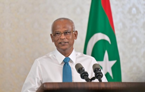 Baeh mash'roou thah feshun faskohfin, bodu aa mashroou eh feshumuge visnumeh nei: Raees