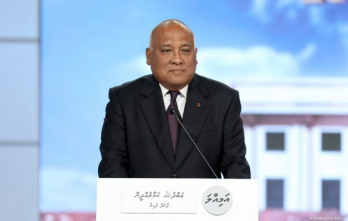 Kamaaluhdheen, EC ah: Form baathilu kuree alhugandaa zaatheeve, badhunaamu kuran