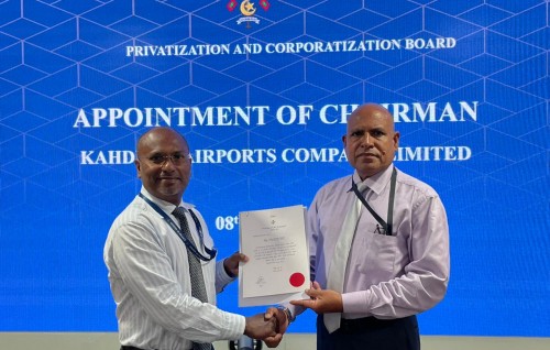 Kadhdhoo airport kunfuneege chairman akah Zakariyyaa Mansooru ayyan koffi