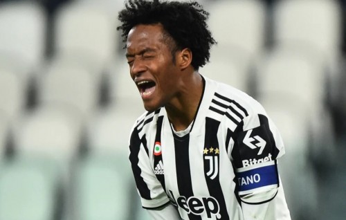 Ronaldo ge kureege team mate cuadrado gendhan Al-Nassr FC inn masahkkai kuranee